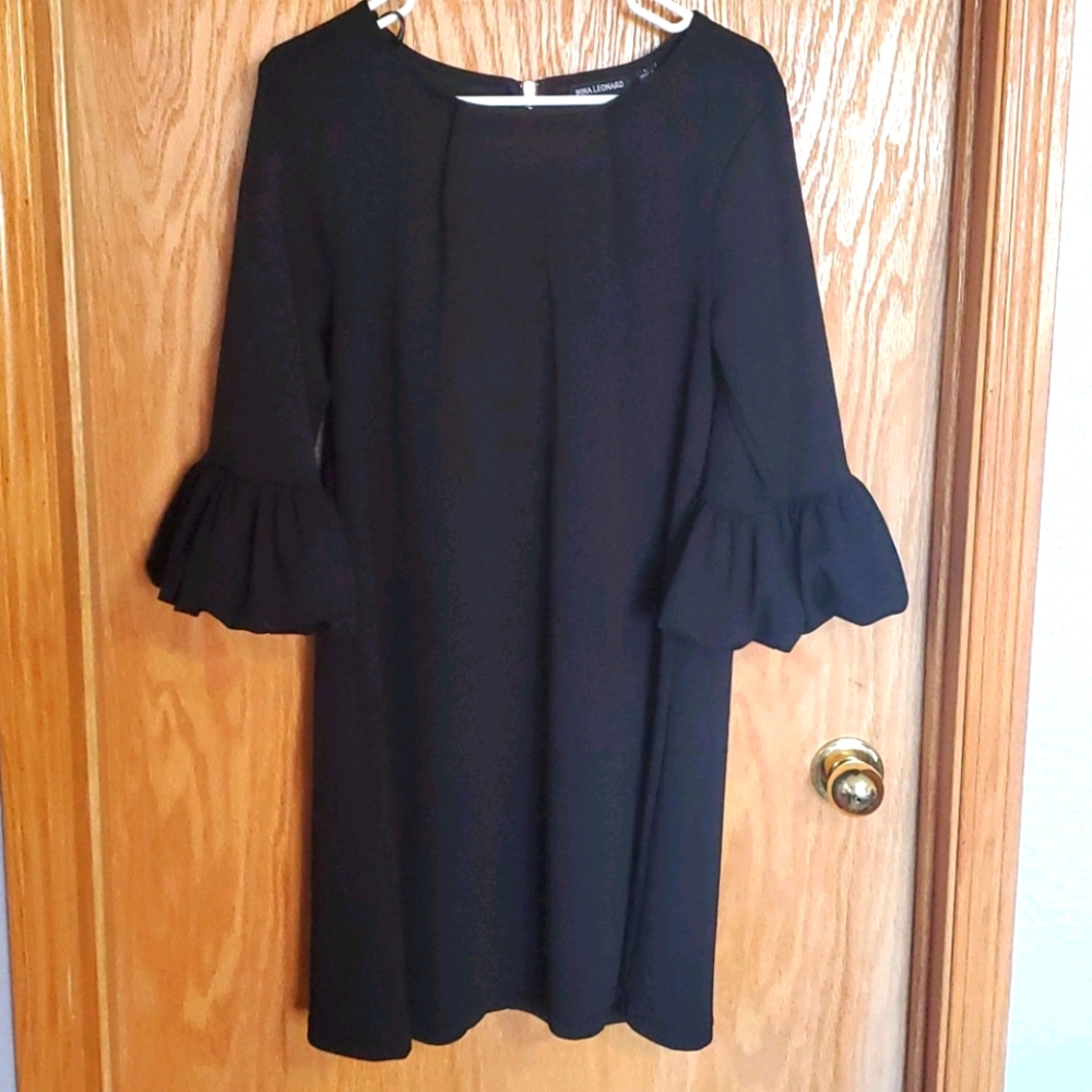 Little black dress 3/4 sleeve